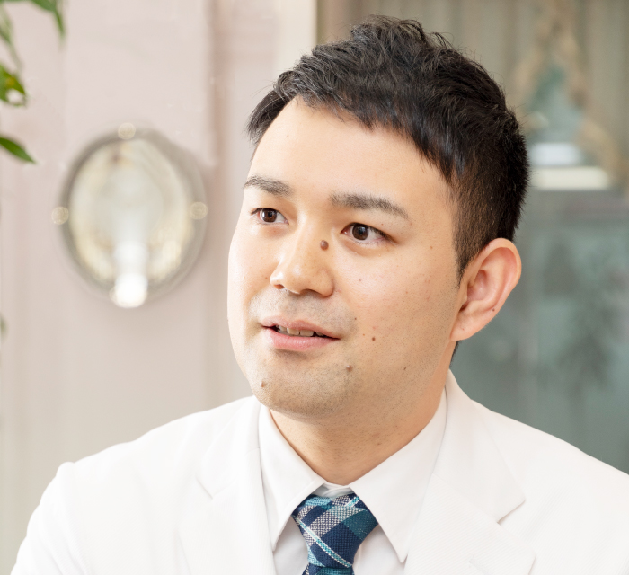 院長安田慶明の画像